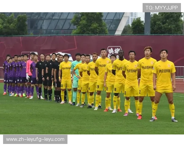 中甲焦点战半场常州队1-0南通队王宏宇点射定乾坤